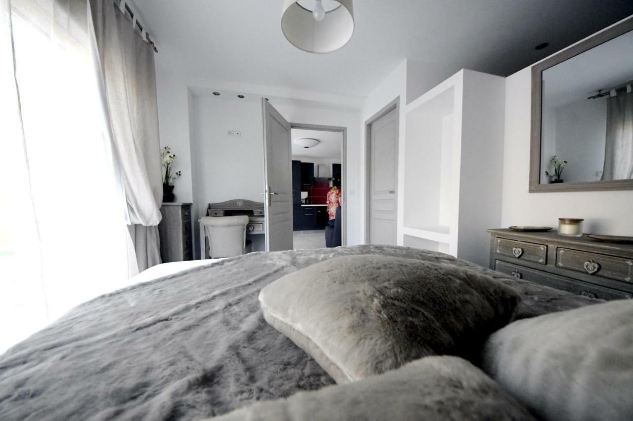 Chambres D'Hotes Des Huppes Nîmes Zewnętrze zdjęcie